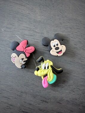 CROCS Disney Mickey, Minnie & Pluto Jibbitz Charms - Black, Pink, Yellow, Green